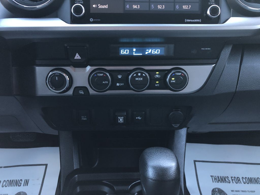 2021 Toyota Tacoma Image 34
