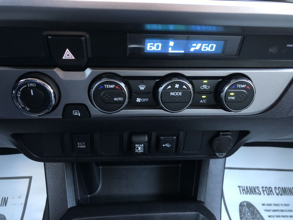 2021 Toyota Tacoma Image 35