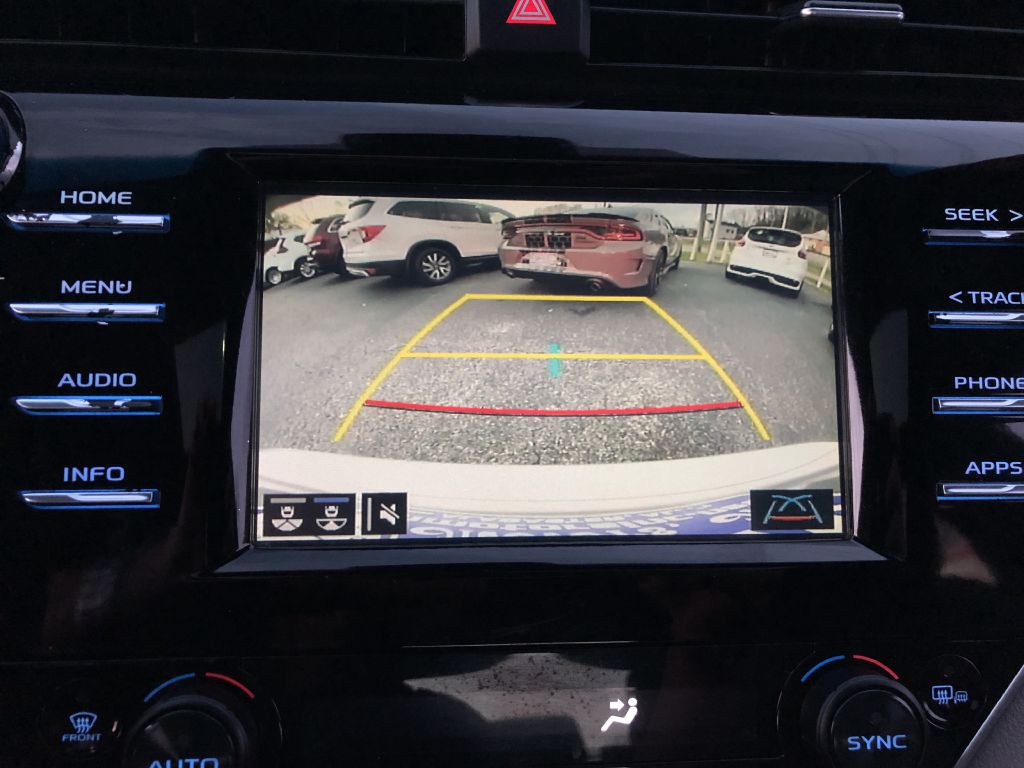 2018 Toyota Camry Image 28