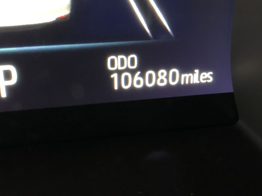 2018 Toyota Camry Image 32