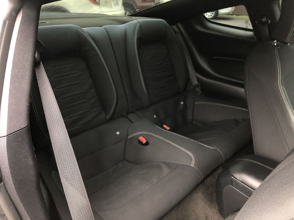 2016 Ford Mustang Image 10