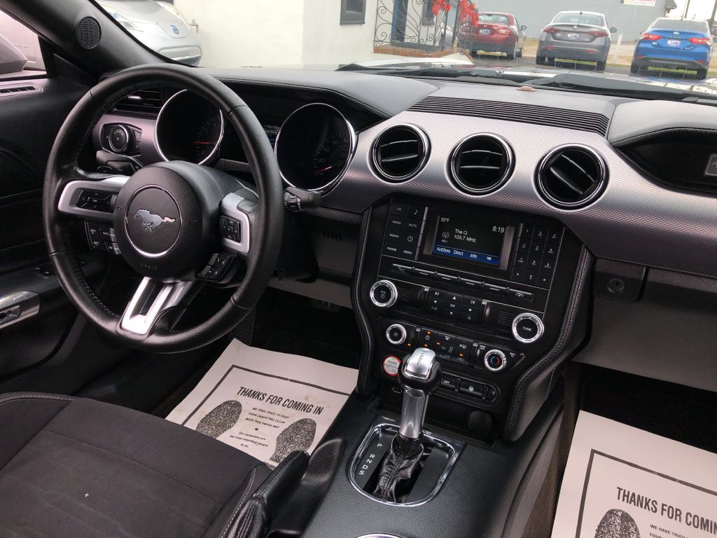 2016 Ford Mustang Image 11