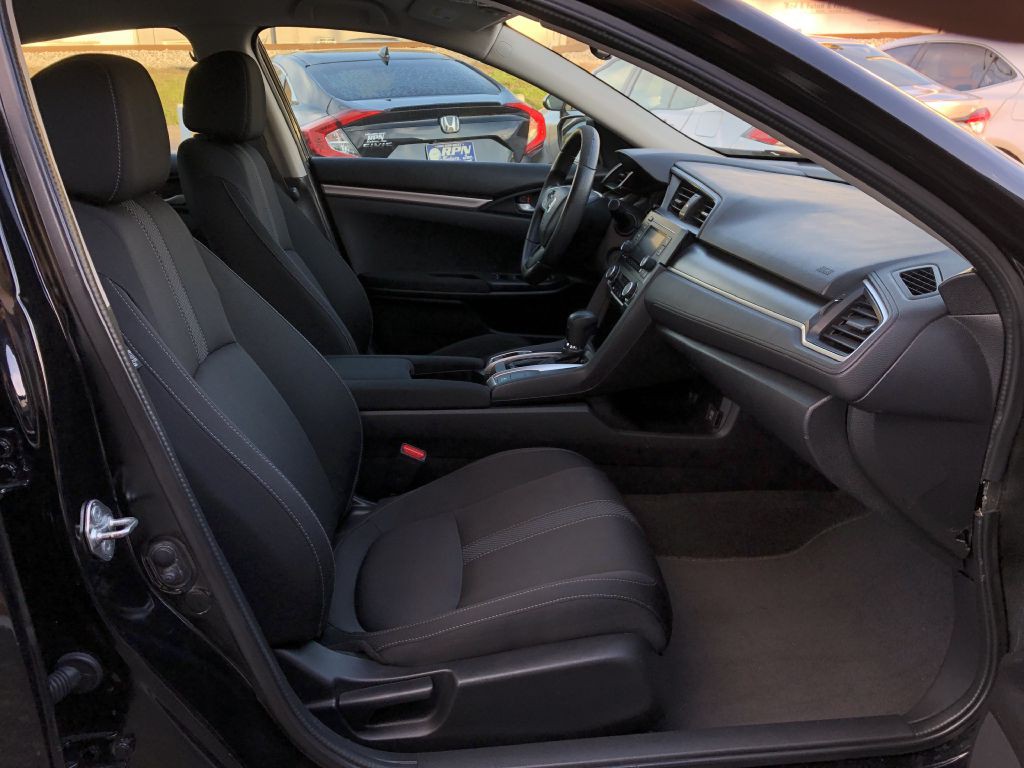 2017 Honda Civic Image 10