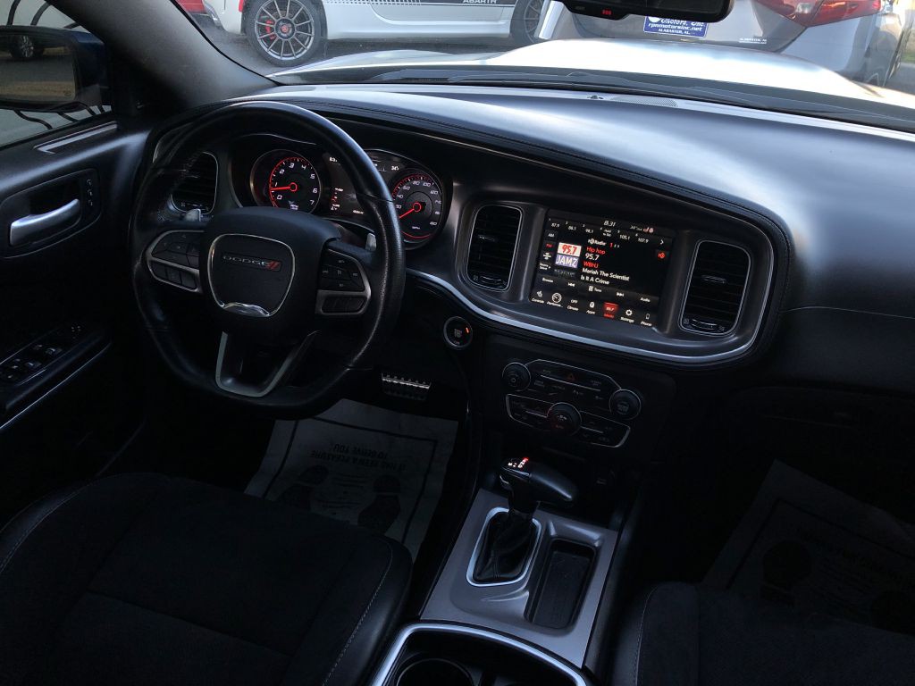 2021 Dodge Charger Image 19