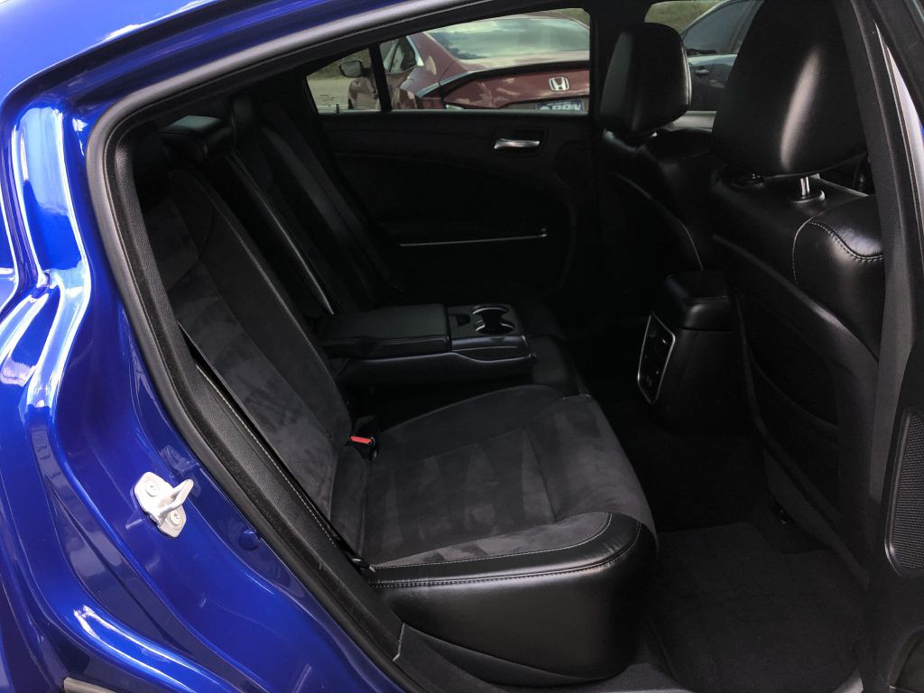 2021 Dodge Charger Image 17