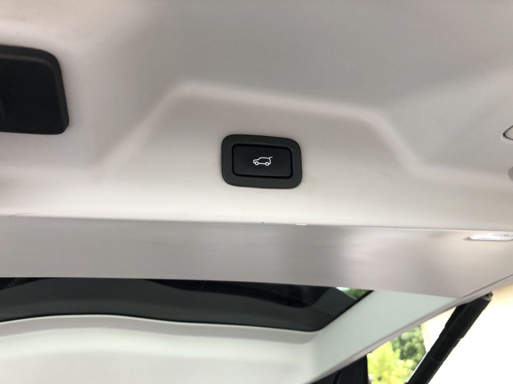 2014 Land Rover Range Rover Image 9