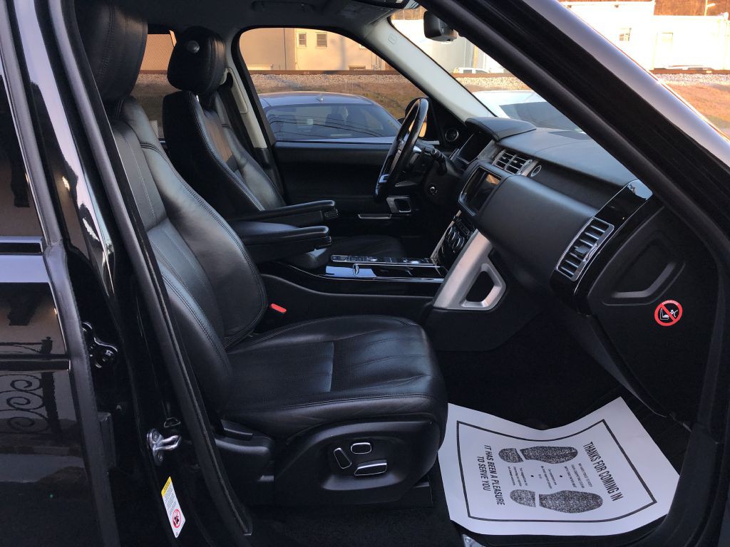 2014 Land Rover Range Rover Image 15