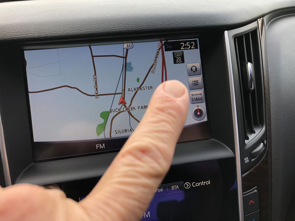 2016 INFINITI Q50 Image 28