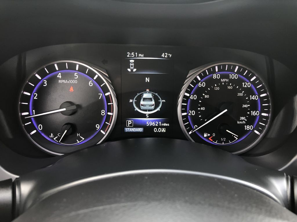 2016 INFINITI Q50 Image 33