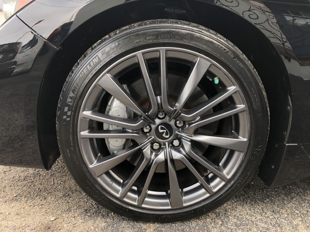 2016 INFINITI Q50 Image 34