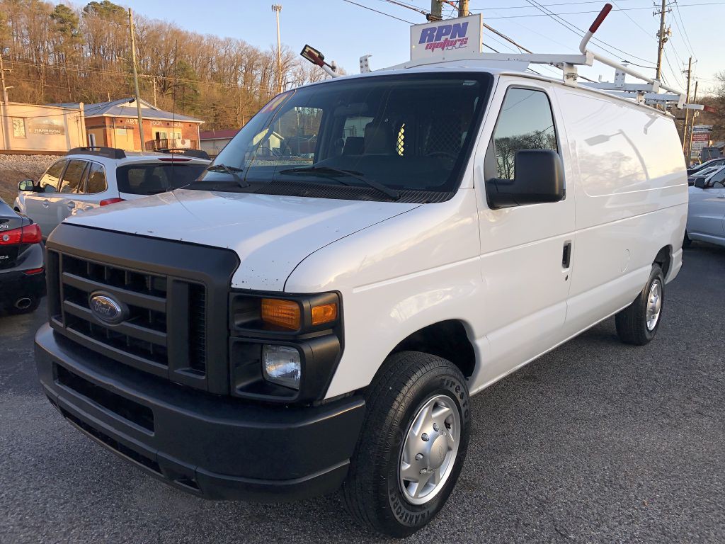 2014 Ford Econoline Image 2