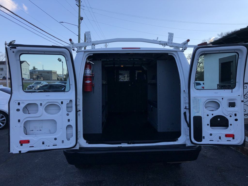 2014 Ford Econoline Image 9