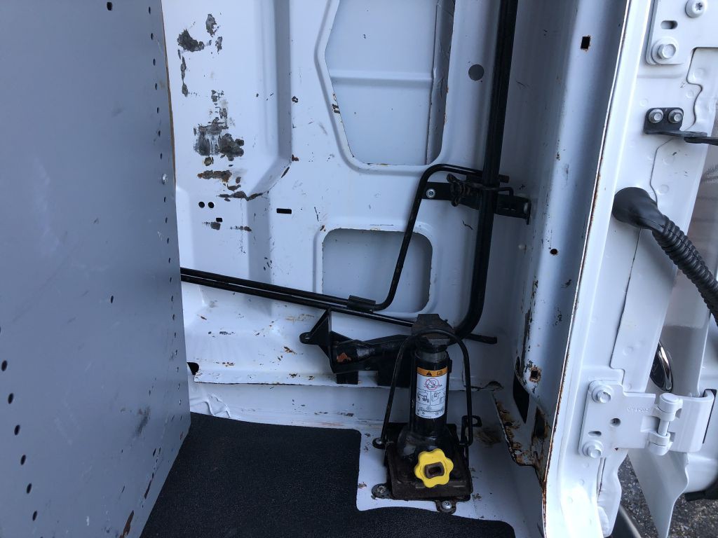 2014 Ford Econoline Image 14