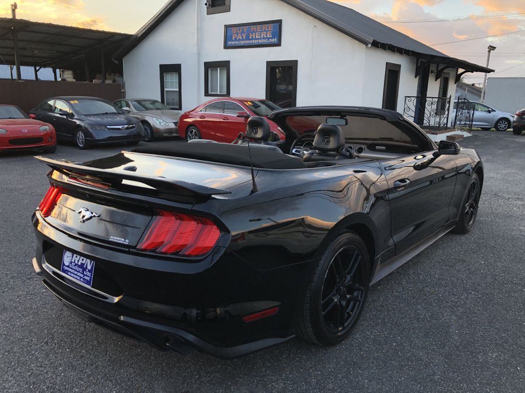 2019 Ford Mustang Image 11