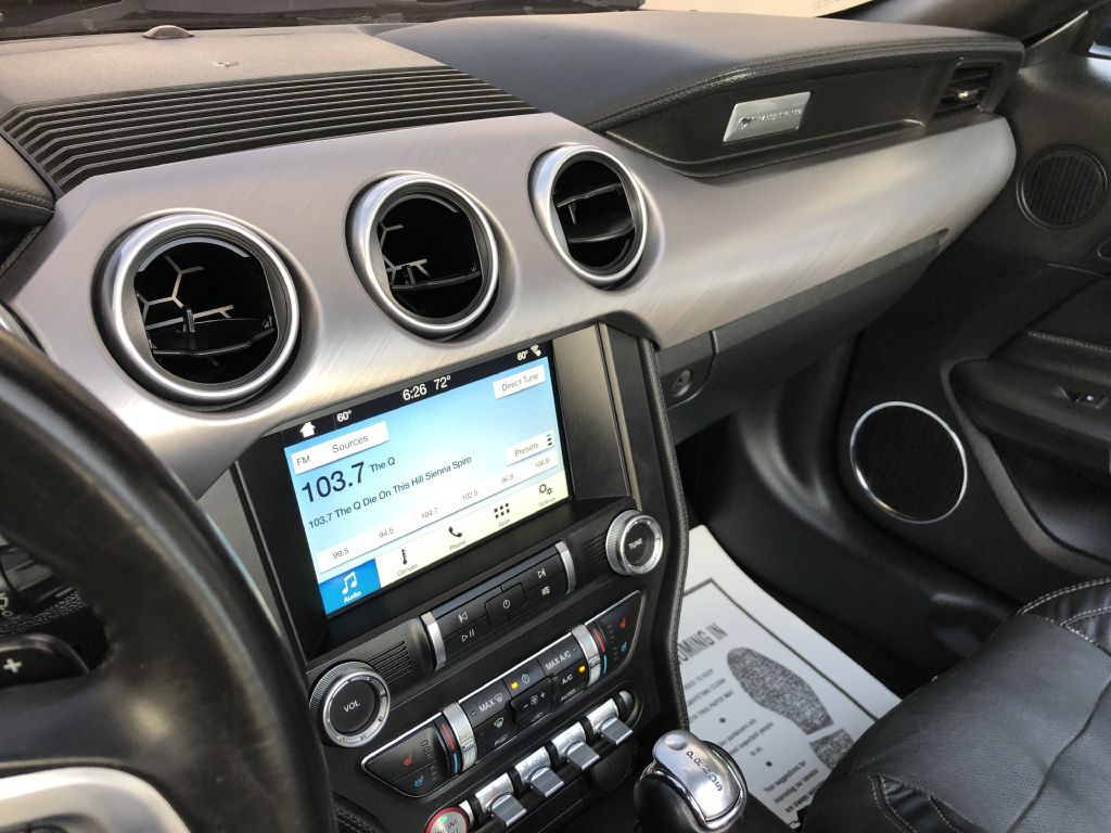 2019 Ford Mustang Image 28