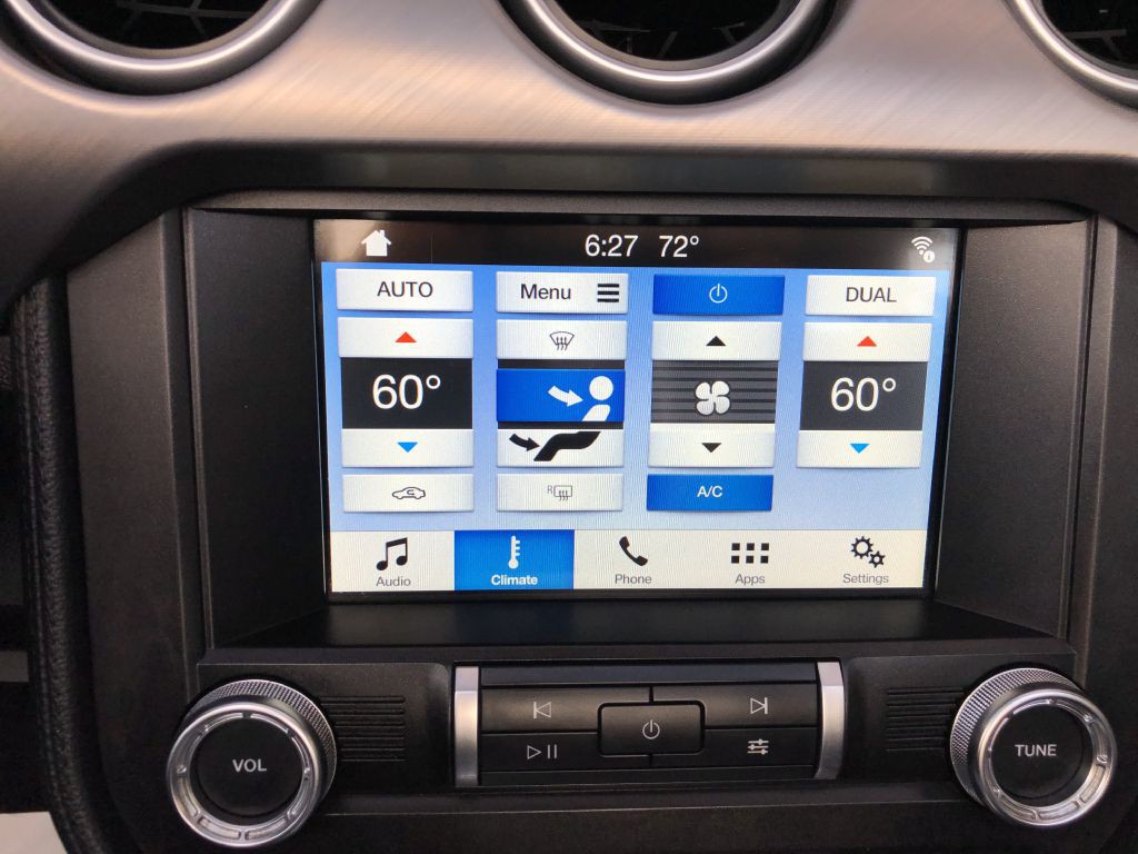 2019 Ford Mustang Image 35