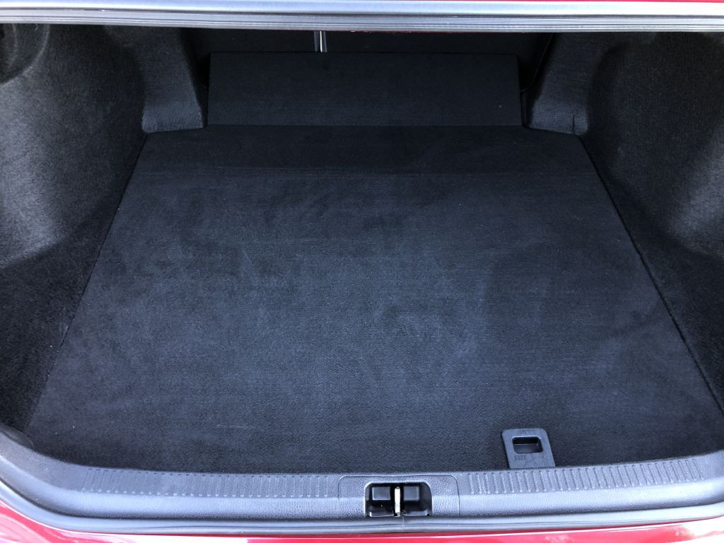2018 Toyota Camry Image 7