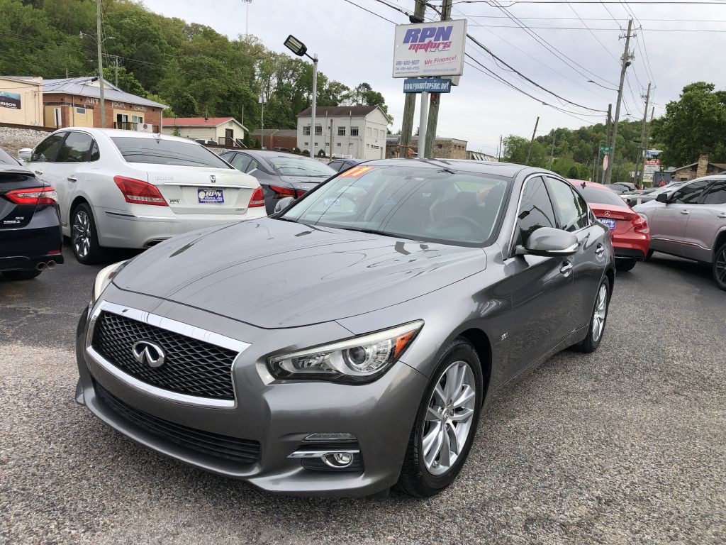 2017 INFINITI Q50 Image 1