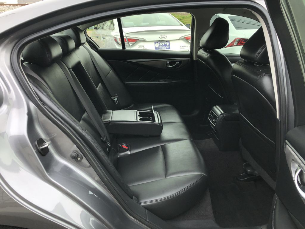2017 INFINITI Q50 Image 12