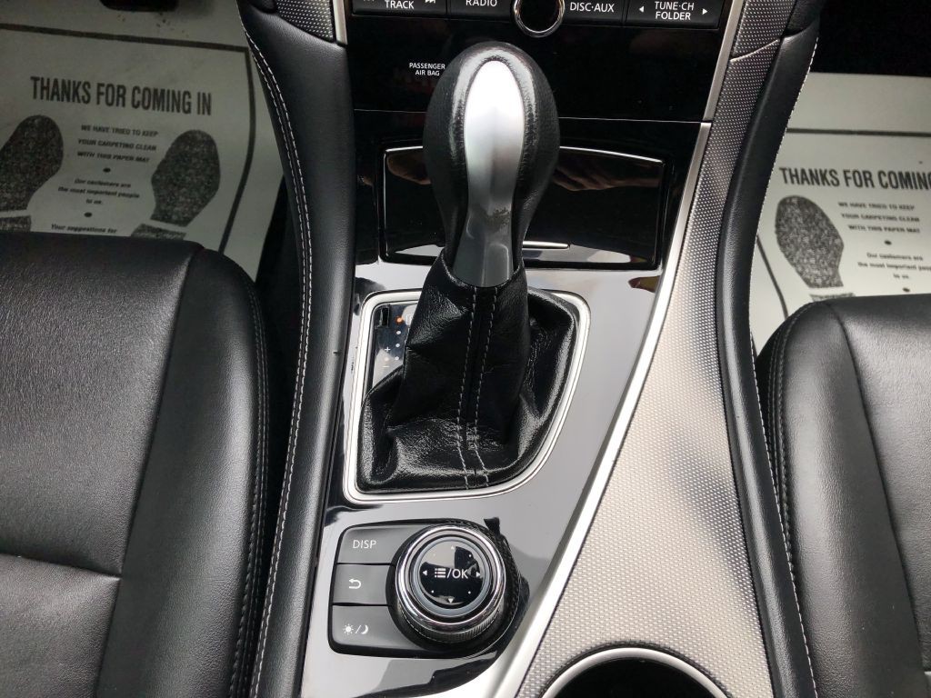 2017 INFINITI Q50 Image 20