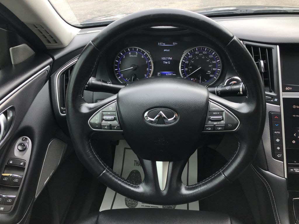 2017 INFINITI Q50 Image 31