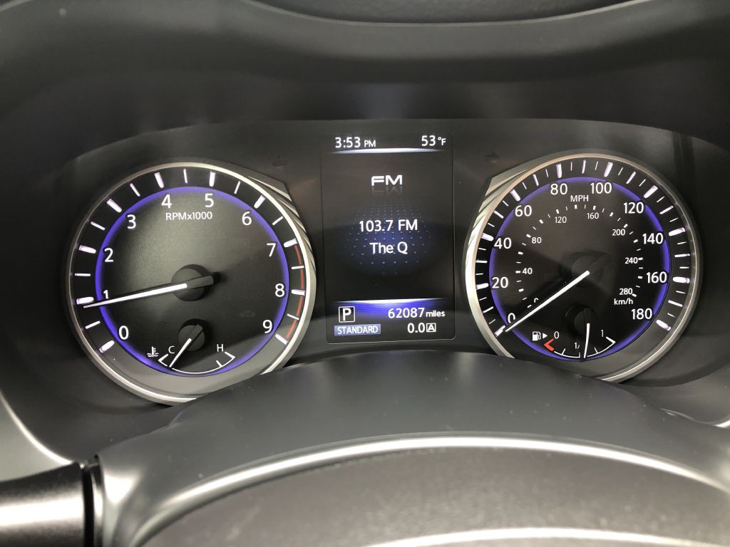 2017 INFINITI Q50 Image 32