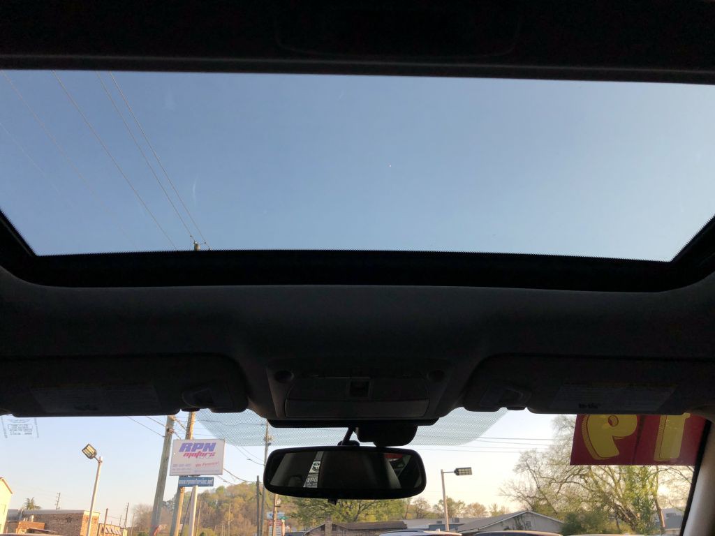 2019 INFINITI Q50 Image 27