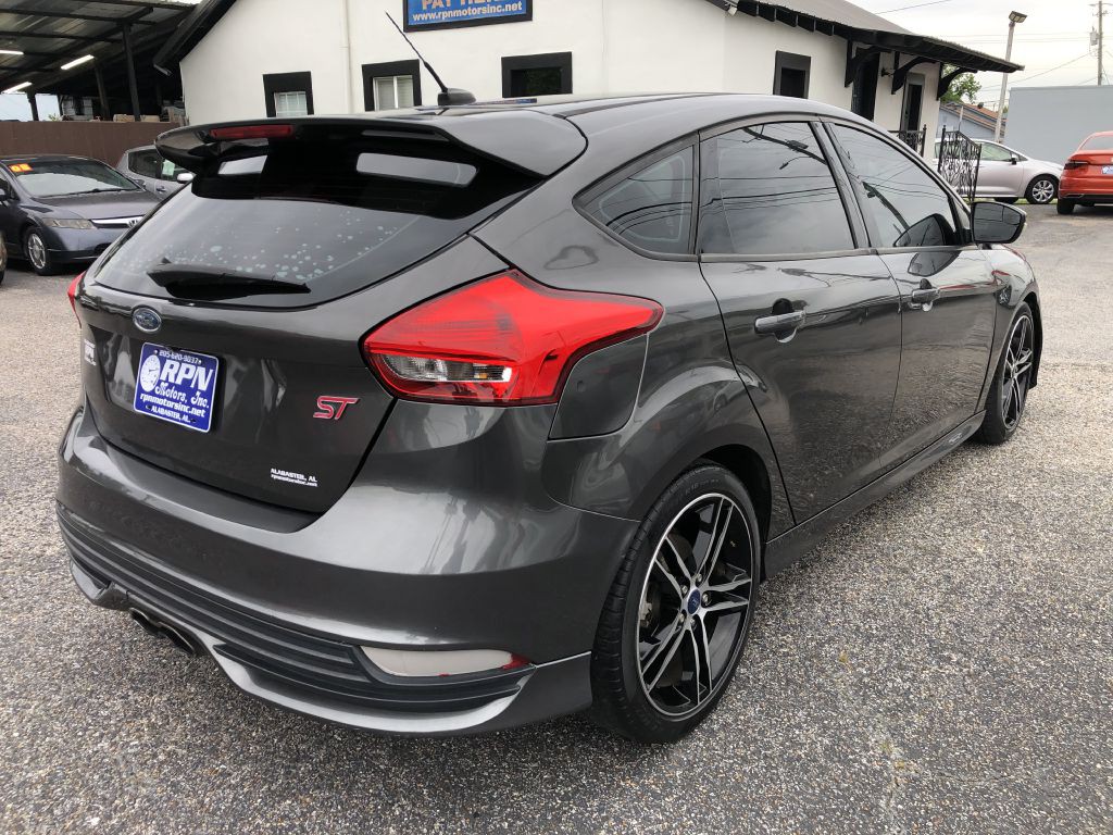 2015 Ford Focus Image 6