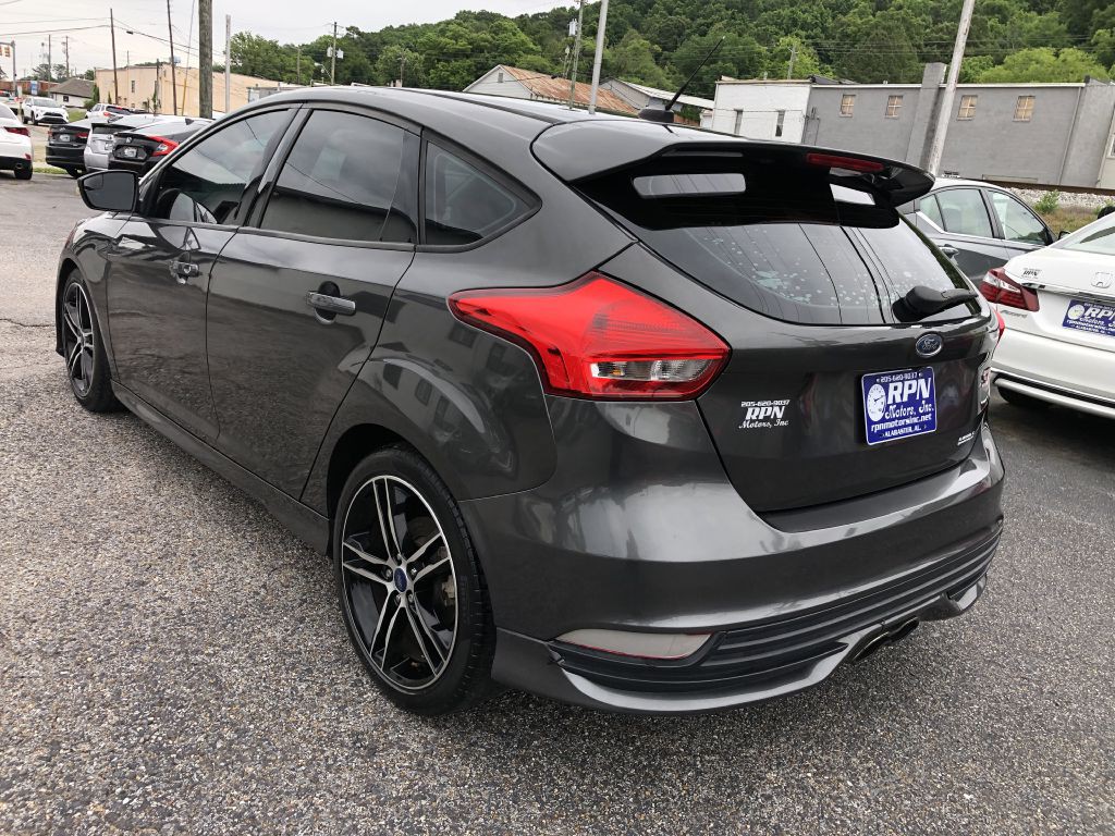2015 Ford Focus Image 7