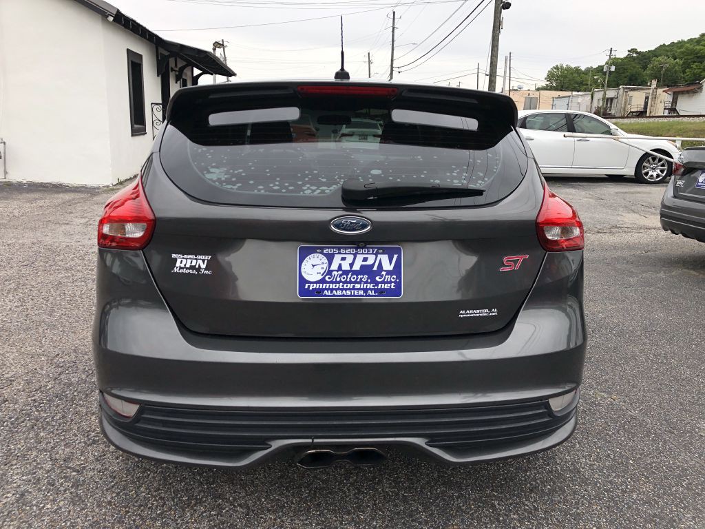 2015 Ford Focus Image 8