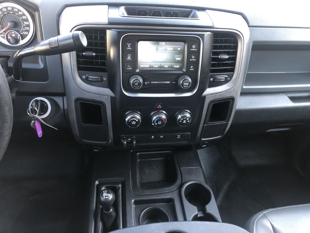 2016 RAM 2500 Image 12