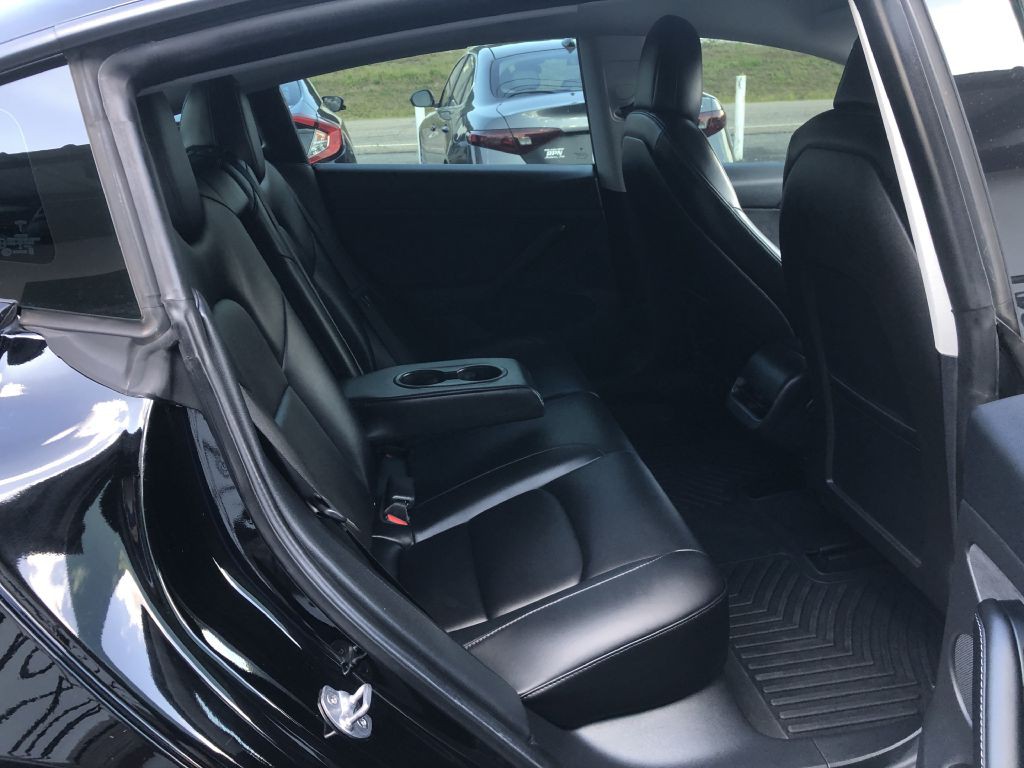 2022 Tesla Model 3 Image 20