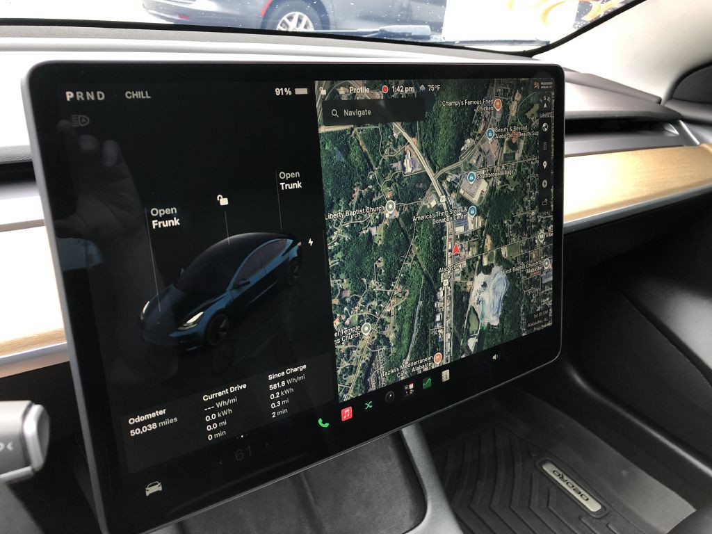 2022 Tesla Model 3 Image 25