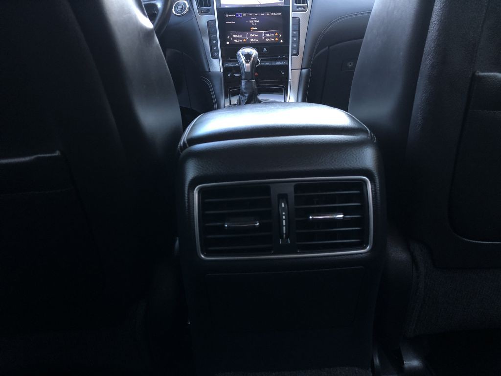 2019 INFINITI Q50 Image 19