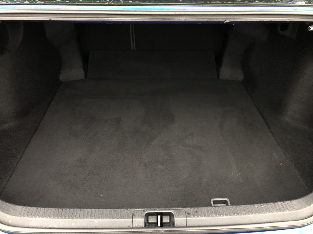 2018 Toyota Camry Image 9