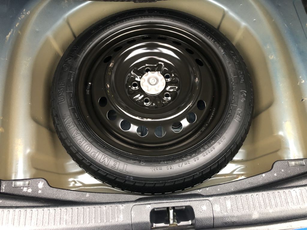 2018 Toyota Camry Image 12
