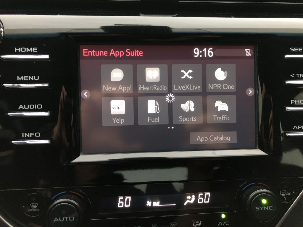 2018 Toyota Camry Image 28