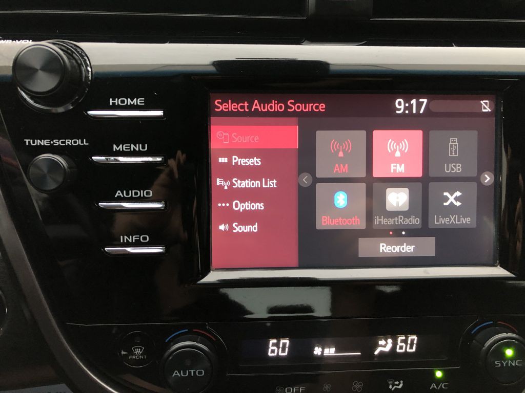 2018 Toyota Camry Image 30