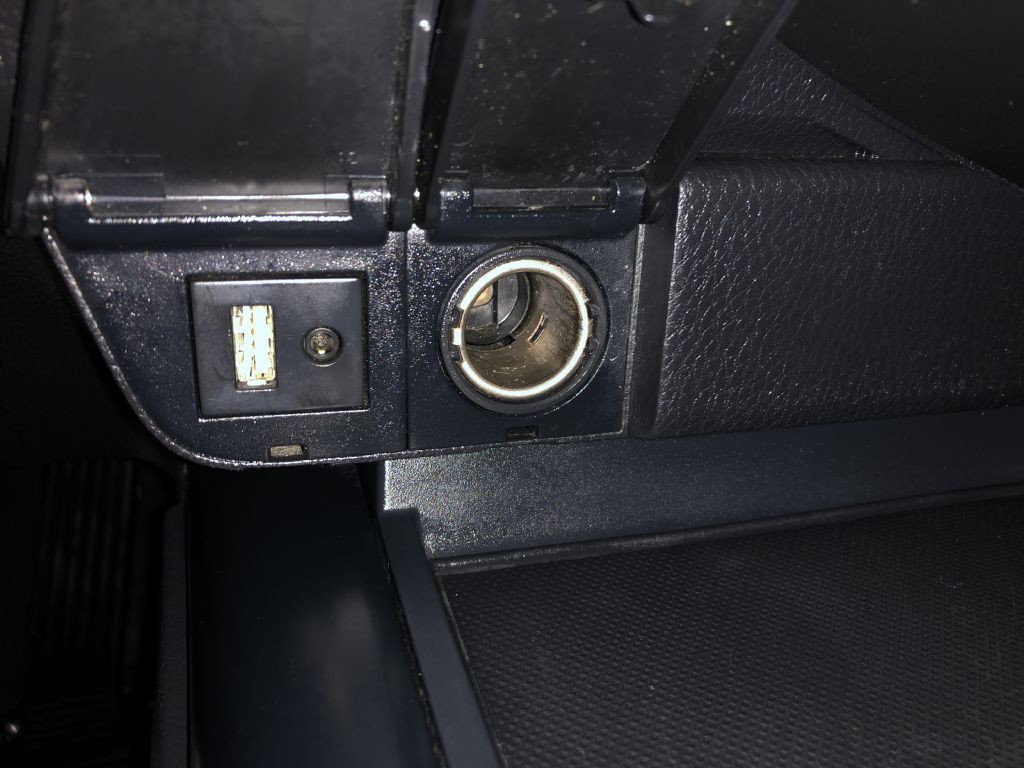 2018 Toyota Camry Image 34