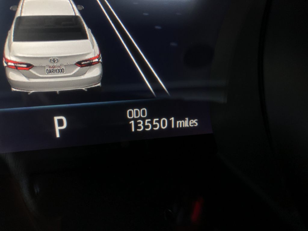 2018 Toyota Camry Image 38