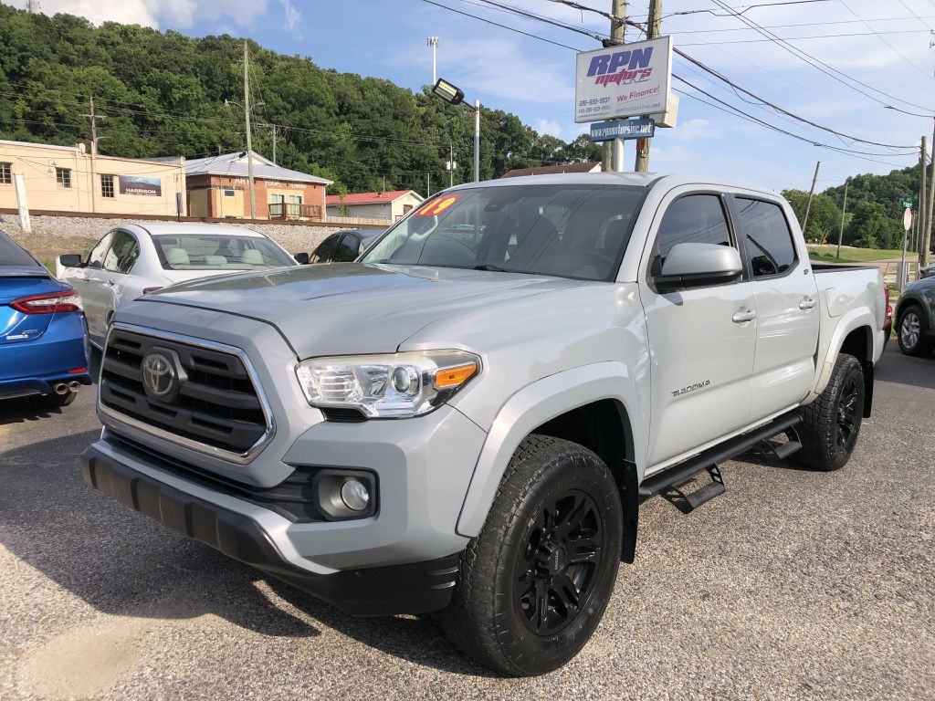 2019 Toyota Tacoma Image 1
