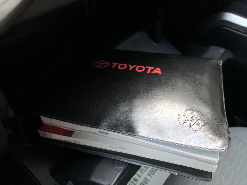 2019 Toyota Tacoma Image 20