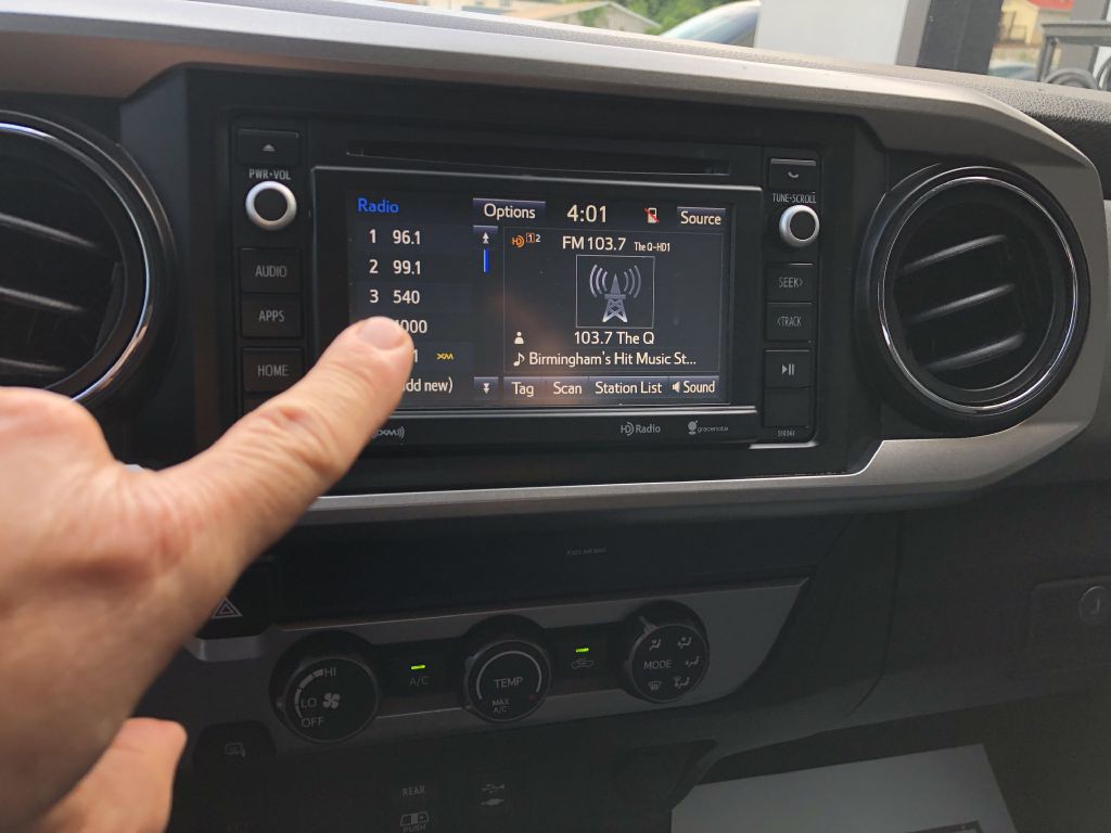 2019 Toyota Tacoma Image 26