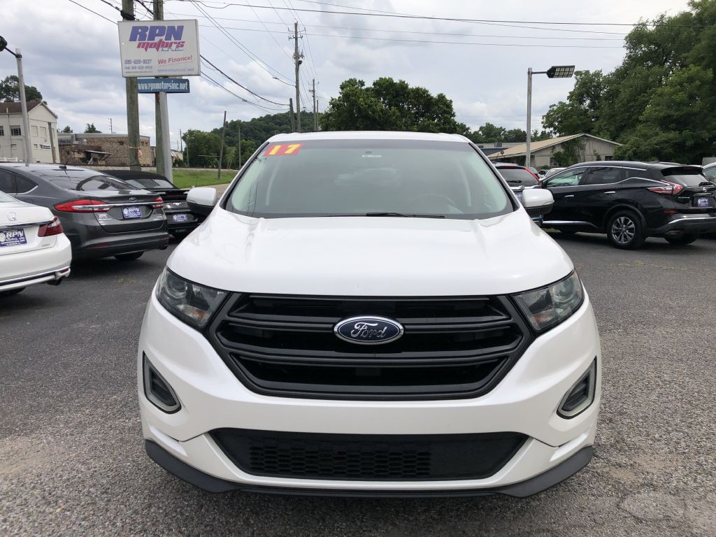 2017 Ford Edge Image 3