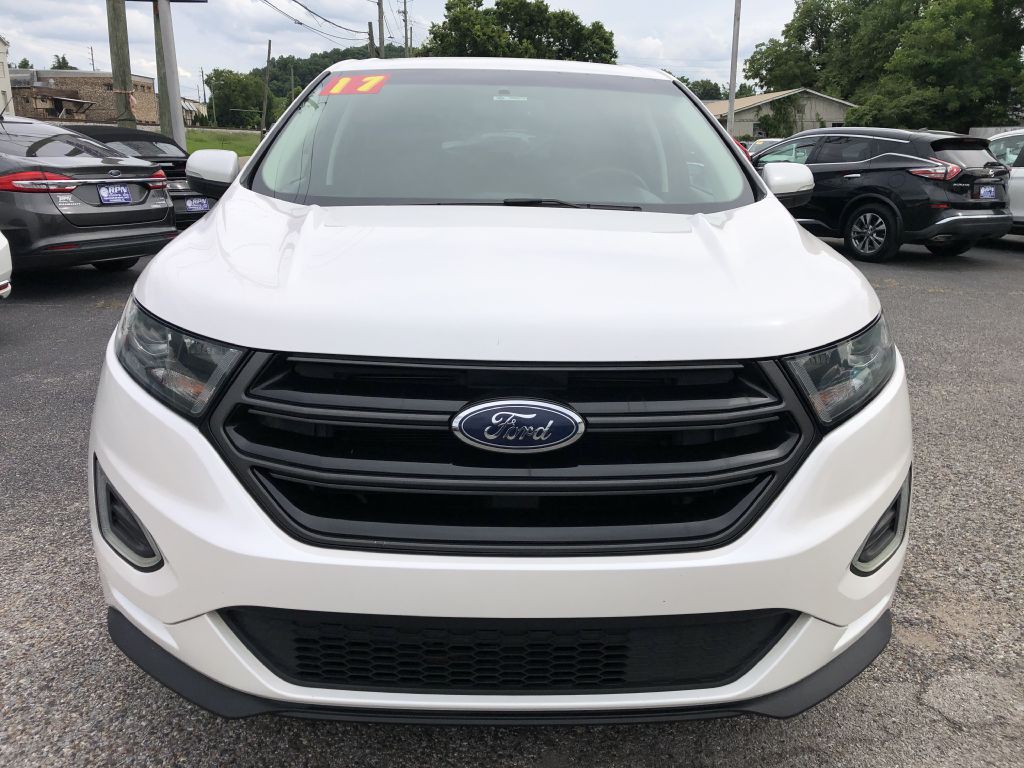 2017 Ford Edge Image 4