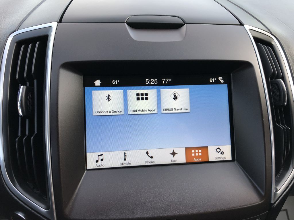 2017 Ford Edge Image 31
