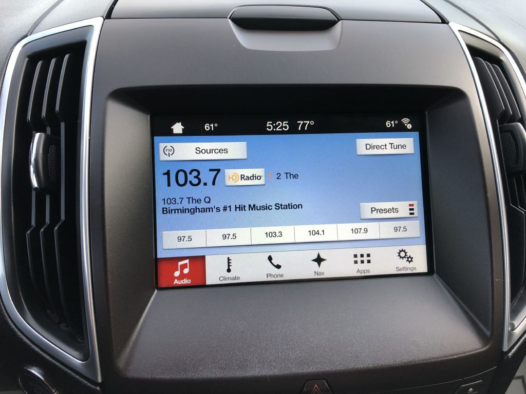 2017 Ford Edge Image 33