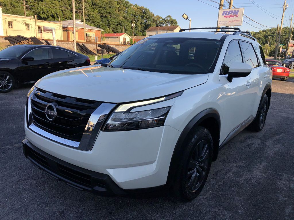 2022 Nissan Pathfinder Image 1