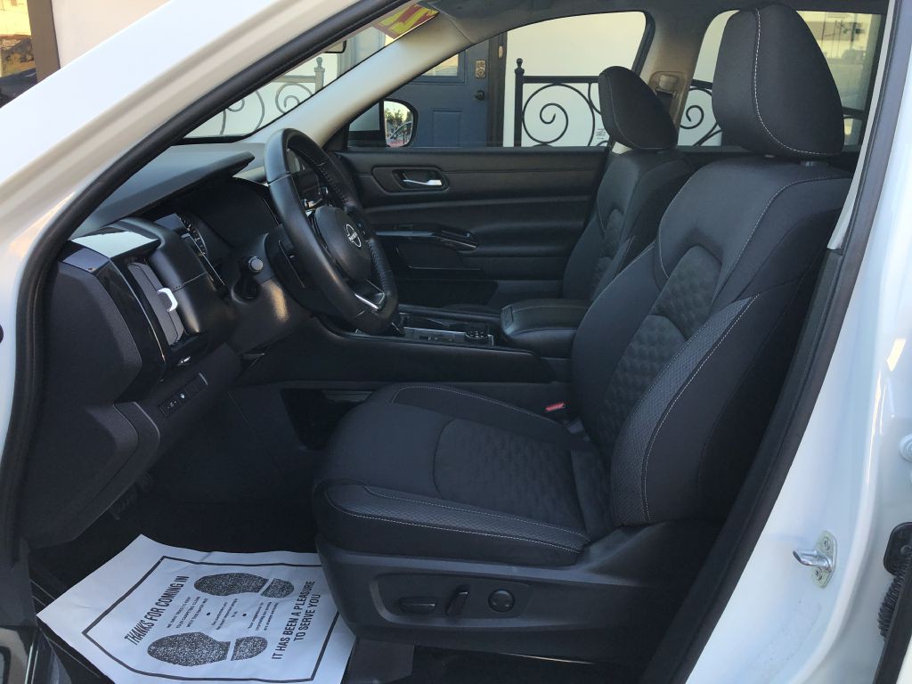 2022 Nissan Pathfinder Image 15