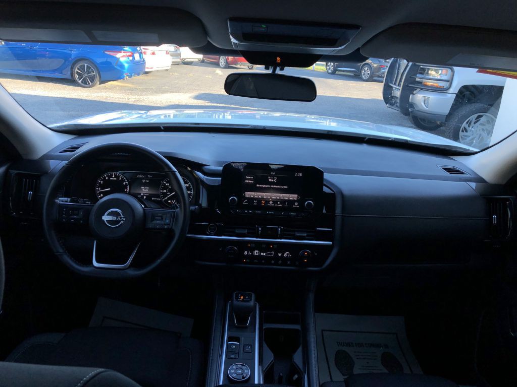 2022 Nissan Pathfinder Image 22